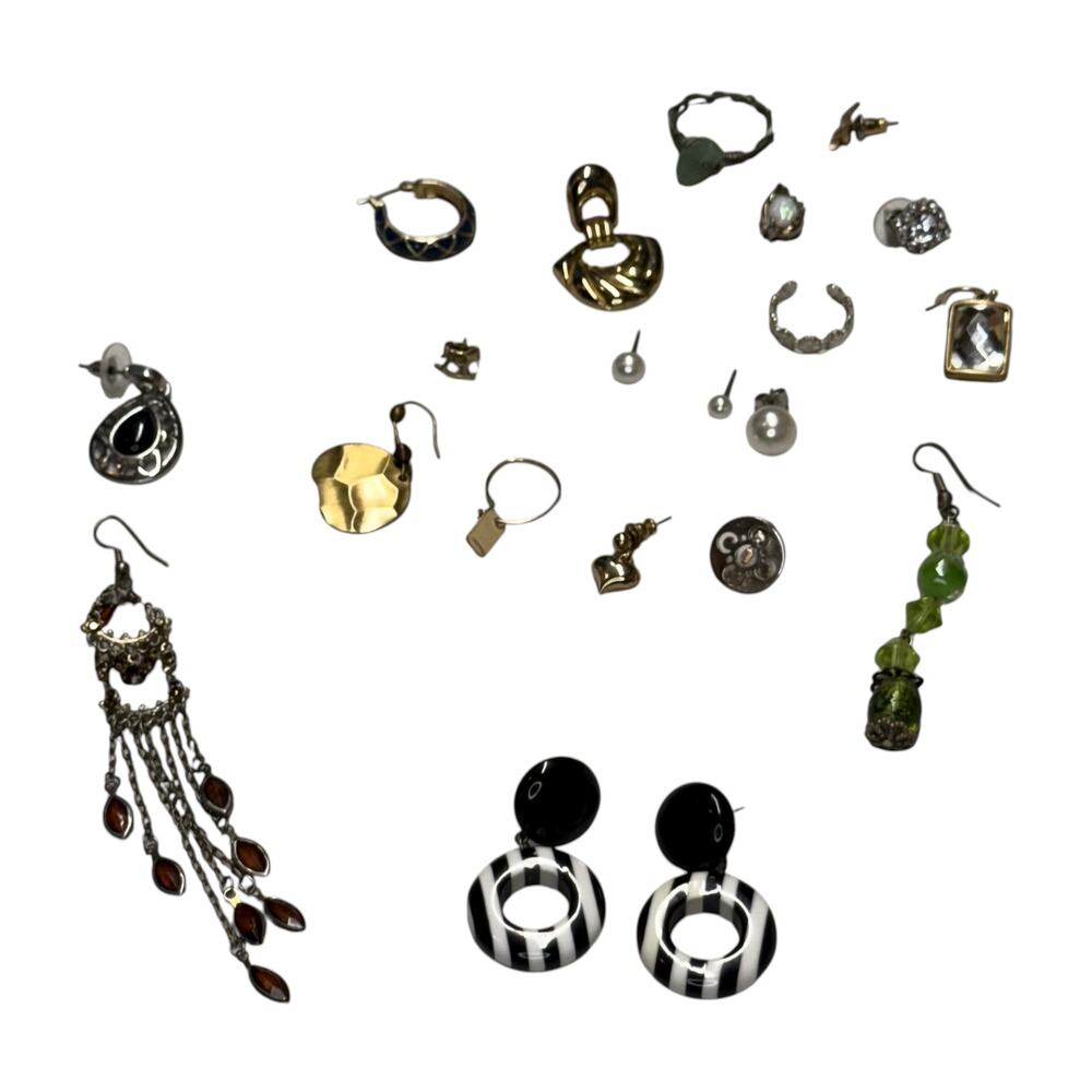 Mixed Earring Lot 19pc Rhinestone Resin Bead Charm Costume Fashion - Picture 2 of 6